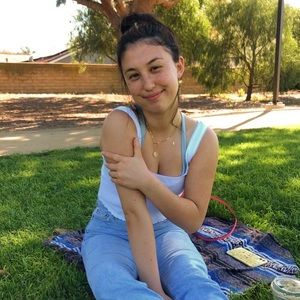 Meet your Posher, Catie